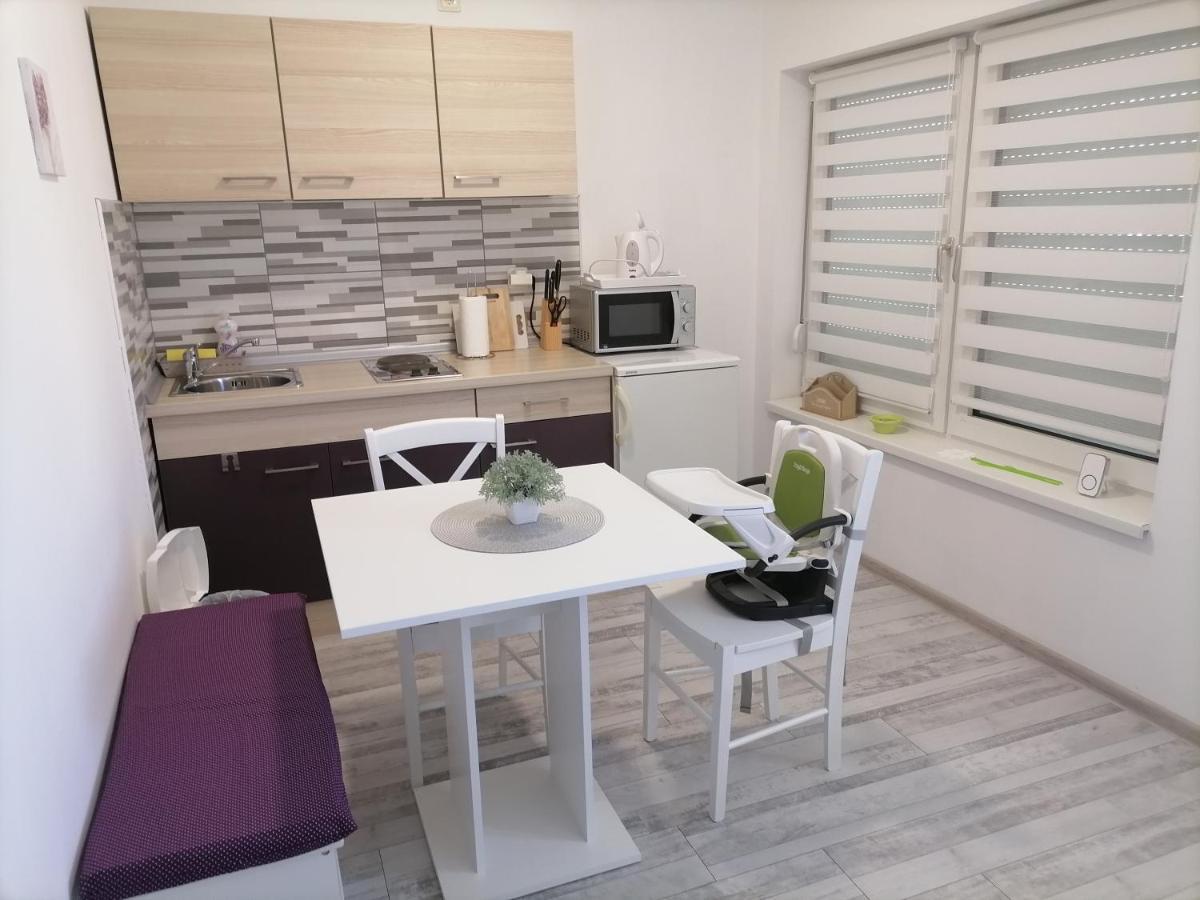 Apartman Lidija Dinjiska Luaran gambar